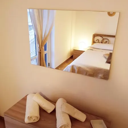 아파트 La Casa Del Gelso - Locazione Turistica *